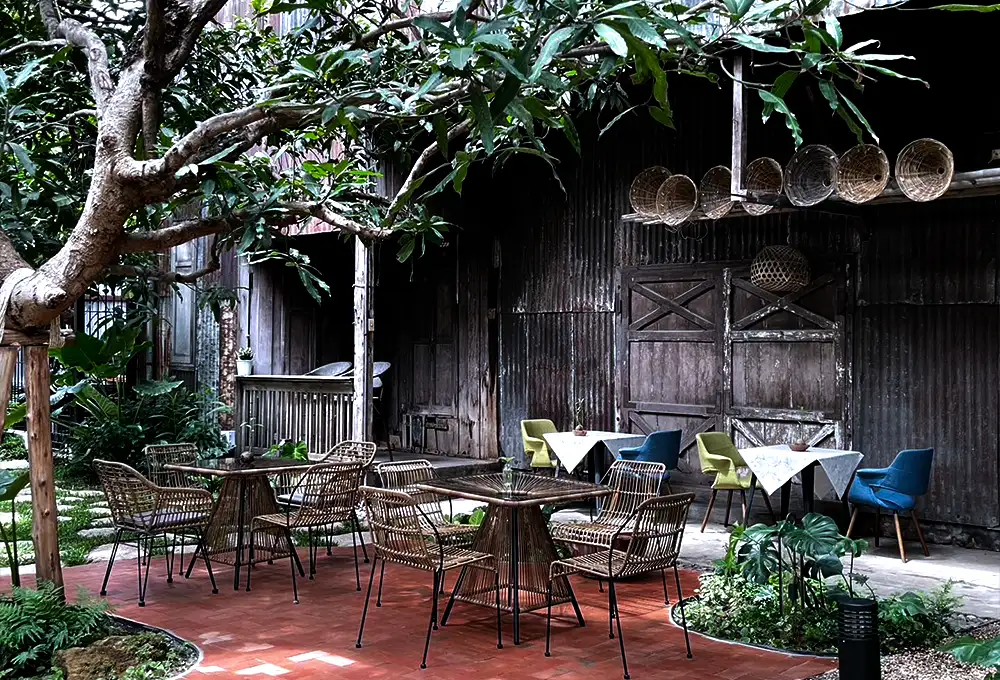 The Tanao Cafe Bar